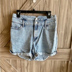 Banana Republic Factory Women's denim shorts.